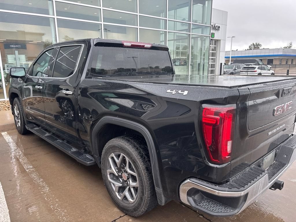 Used 2022 GMC Sierra 1500 SLT Truck Crew Cab