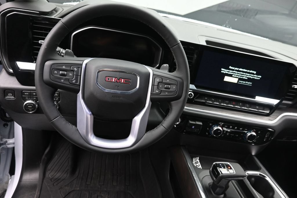 2026 GMC Sierra 1500 SLT - Photo 17