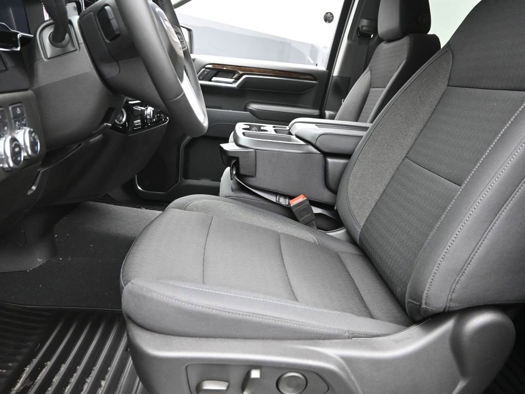 2025 GMC Sierra 1500 SLE - Photo 12