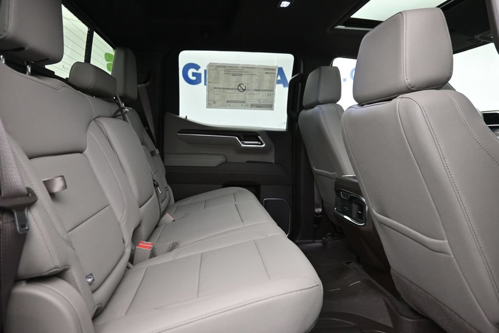 2026 GMC Sierra 1500 SLT - Photo 10