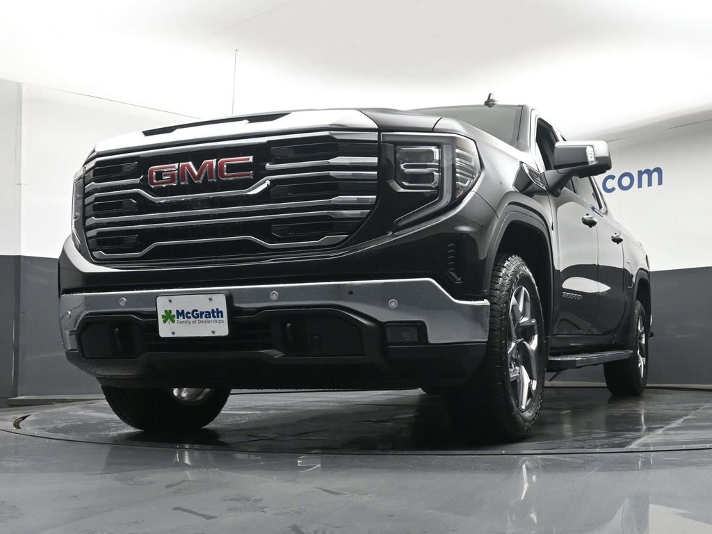 2026 GMC Sierra 1500 SLT - Photo 7