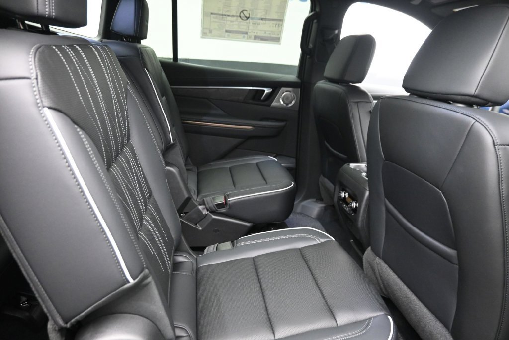 2026 Buick Enclave Avenir - Photo 10