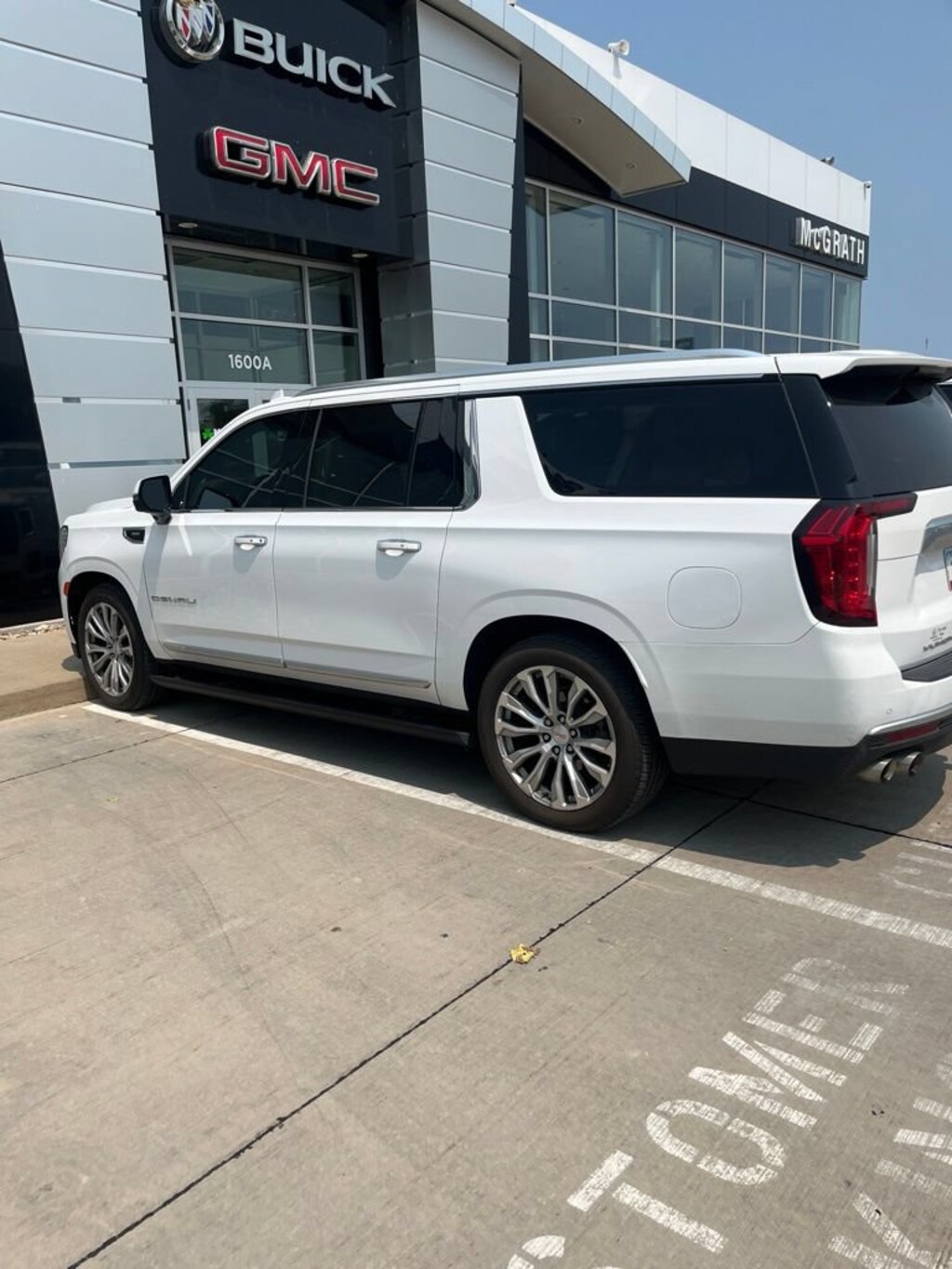 Used 2021 GMC Yukon XL Denali SUV