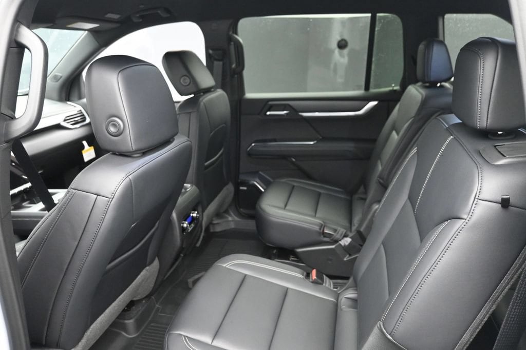 2026 GMC Acadia Elevation - Photo 14