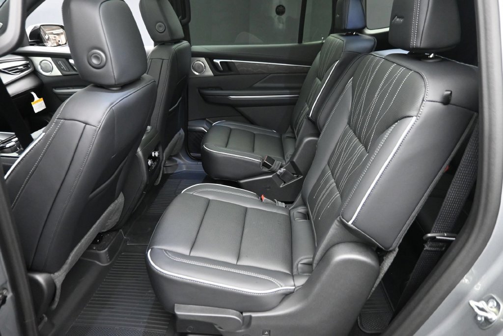 2027 Buick Enclave Avenir - Photo 13