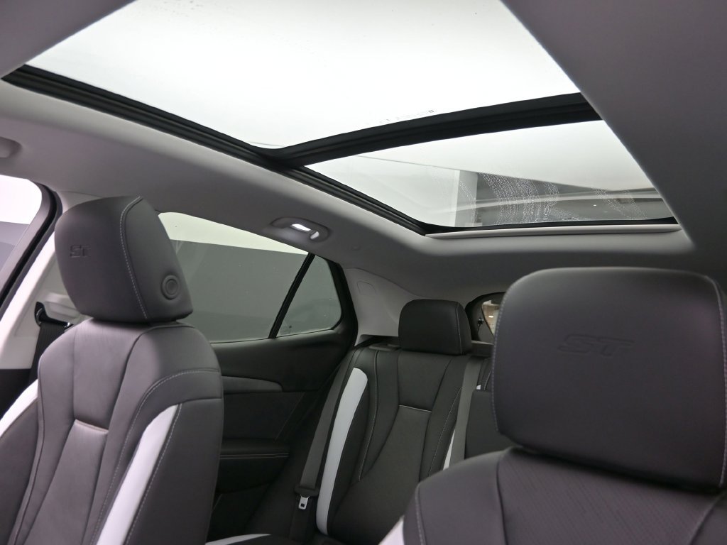 2026 Buick Envision Sport Touring - Photo 21