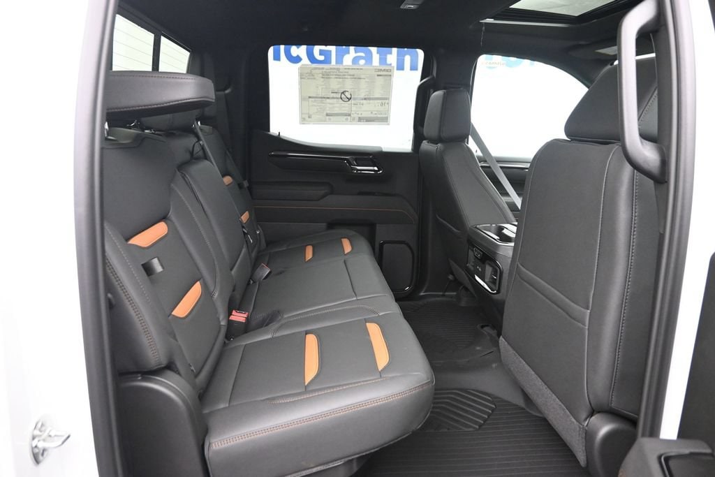 2026 GMC Sierra 1500 AT4 - Photo 10