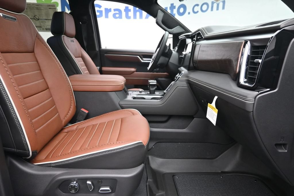 2026 GMC Sierra 1500 Denali Ultimate - Photo 9
