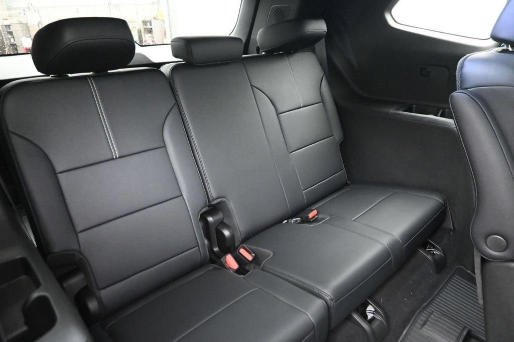 2026 GMC Acadia Elevation - Photo 11