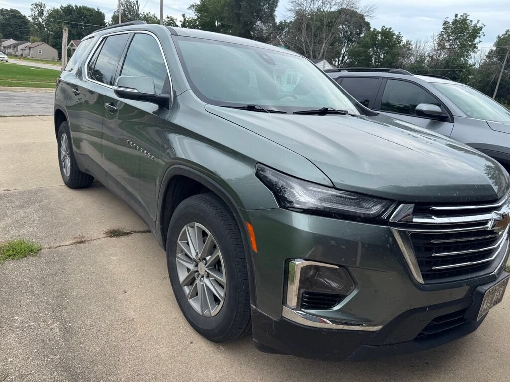 Used 2023 Chevrolet Traverse LT Cloth SUV