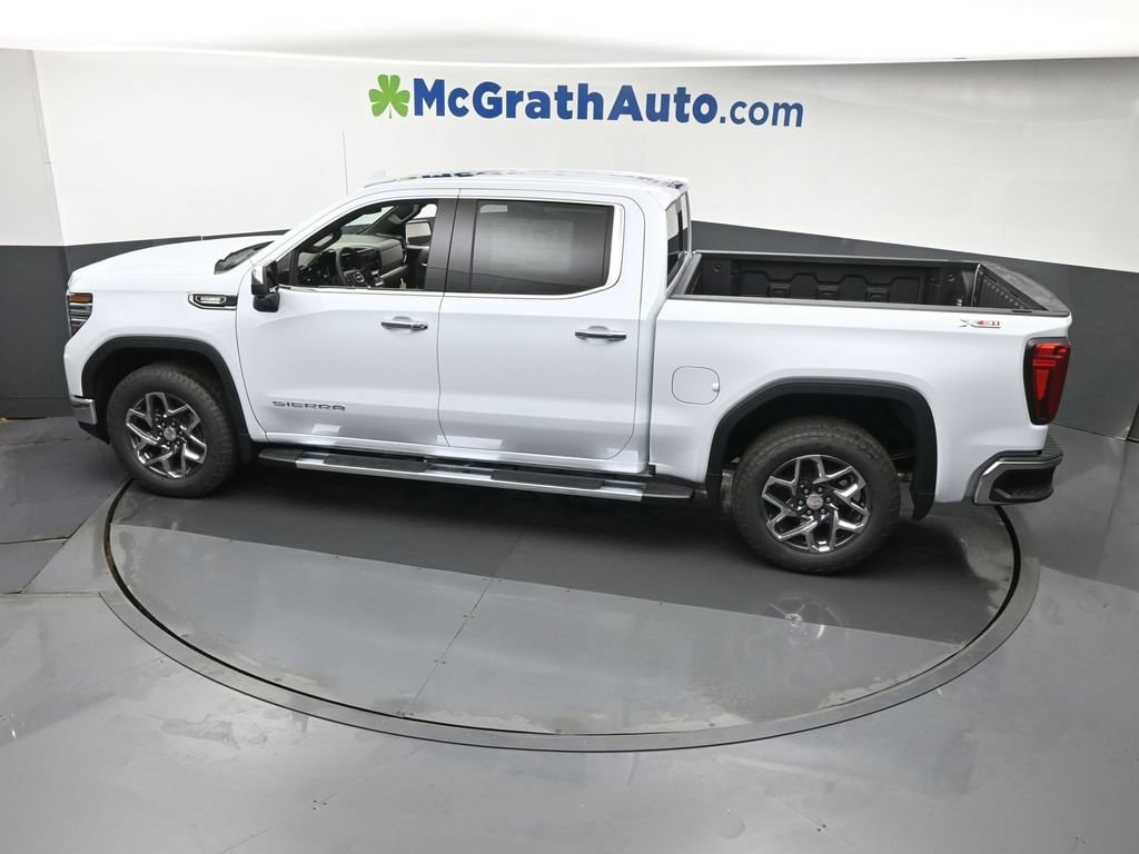 2026 GMC Sierra 1500 SLT - Photo 24