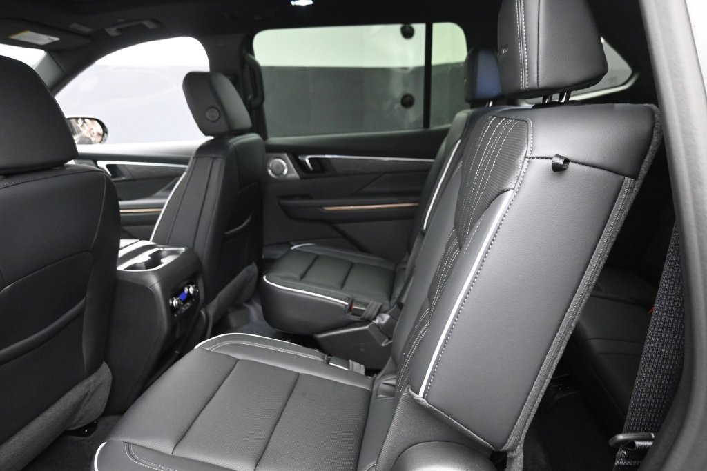 2026 Buick Enclave Avenir - Photo 12