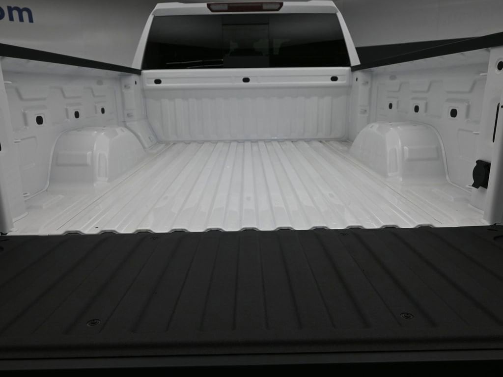 2025 GMC Sierra 1500 SLE - Photo 8