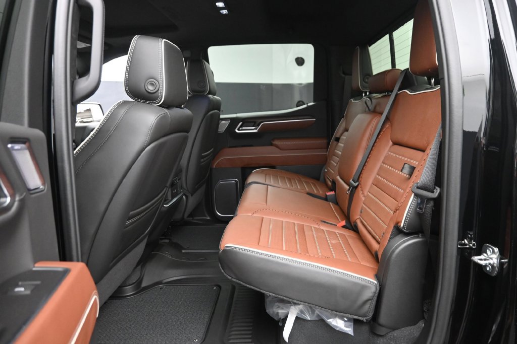 2026 GMC Sierra 1500 Denali Ultimate - Photo 12