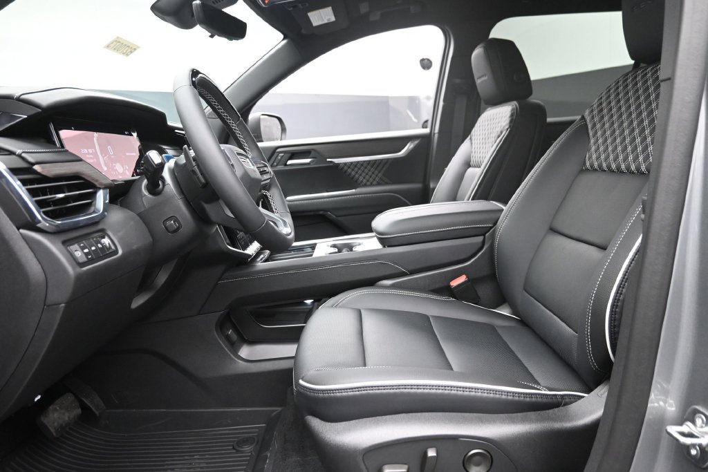 2027 GMC Acadia Denali - Photo 15
