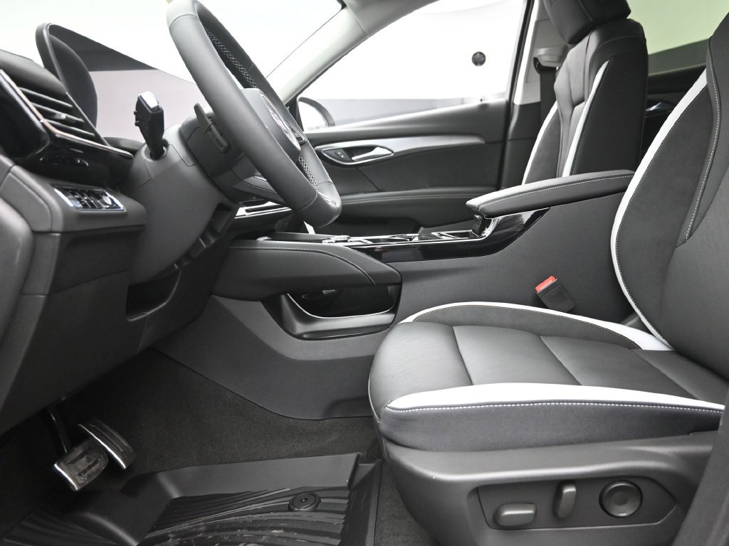 2026 Buick Envision Sport Touring - Photo 17