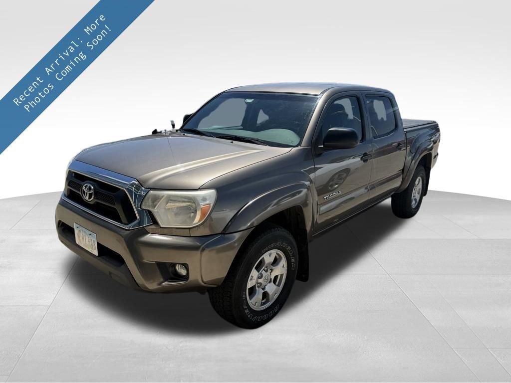 Used 2014 Toyota Tacoma 4WD Double Cab V6 MT (Natl) Truck Double Cab