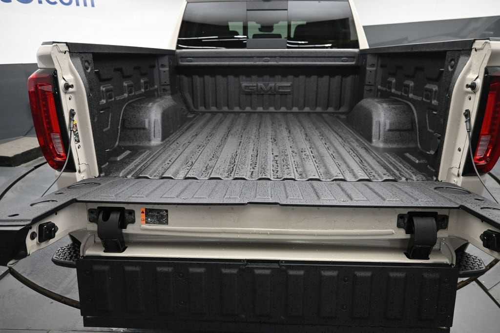 2026 GMC Sierra 1500 Denali - Photo 11