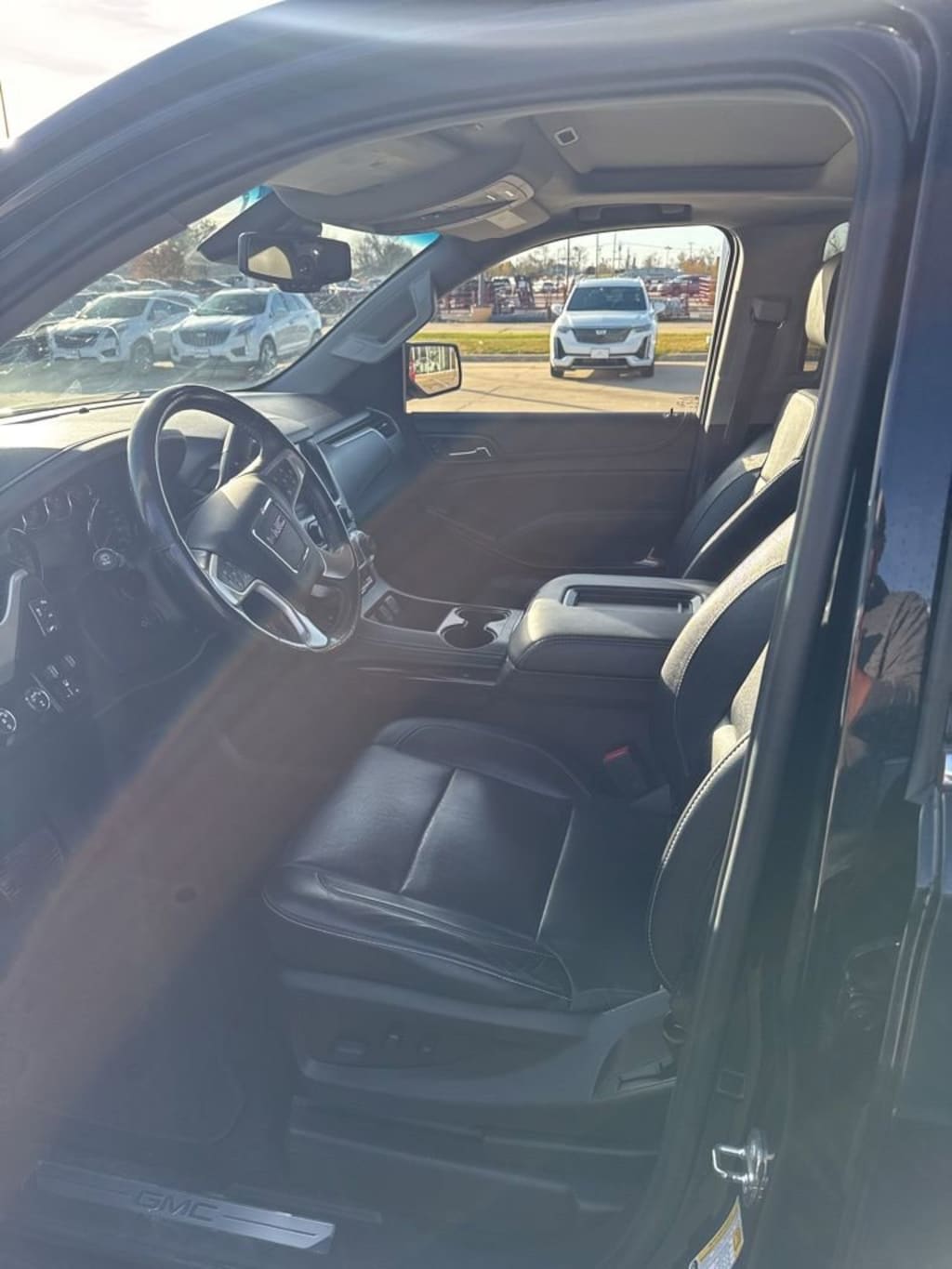 Used 2018 GMC Yukon XL SLT SUV