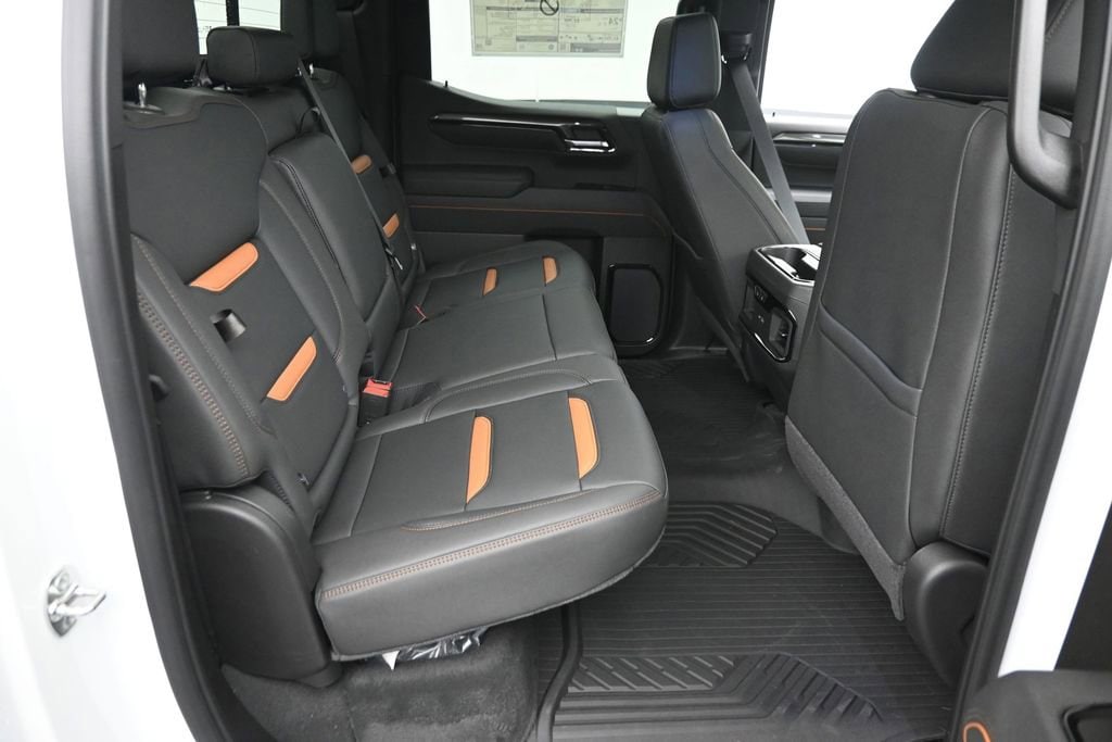 2026 GMC Sierra 1500 AT4 - Photo 10