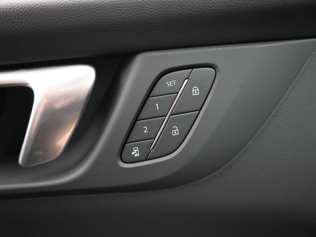 2026 Buick Enclave Preferred - Photo 19