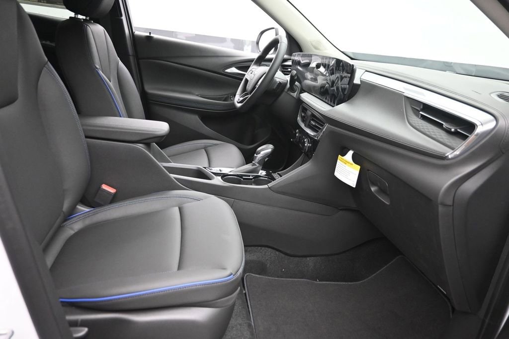 2026 Buick Encore GX Sport Touring - Photo 9