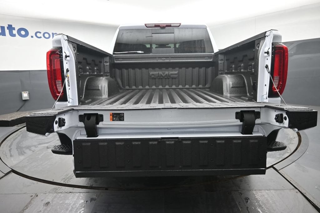 2026 GMC Sierra 1500 Denali Ultimate - Photo 10