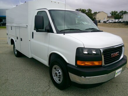 2025 GMC Savana Cutaway 3500 1WT Cutaway Van