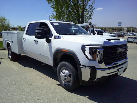 2025 GMC Sierra 3500 HD Chassis Cab Pro Truck