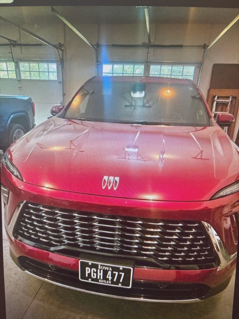 2025 Buick Enclave Avenir photo 2