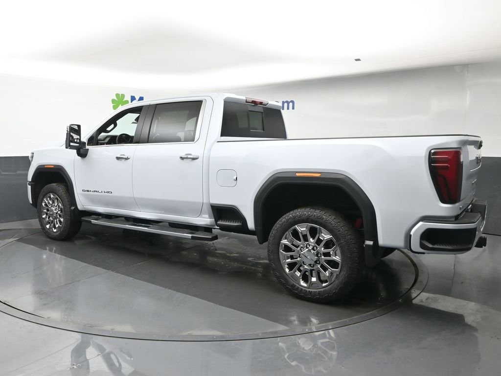 2026 GMC Sierra 2500HD Denali - Photo 6