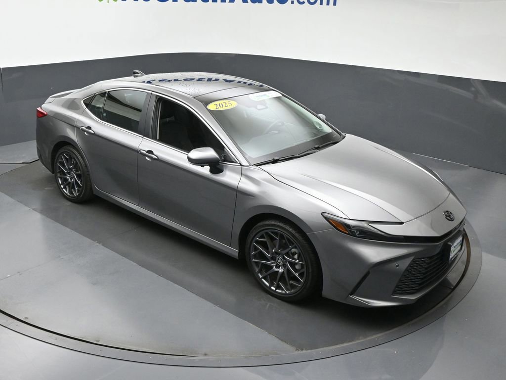 2025 Toyota Camry LE photo 2