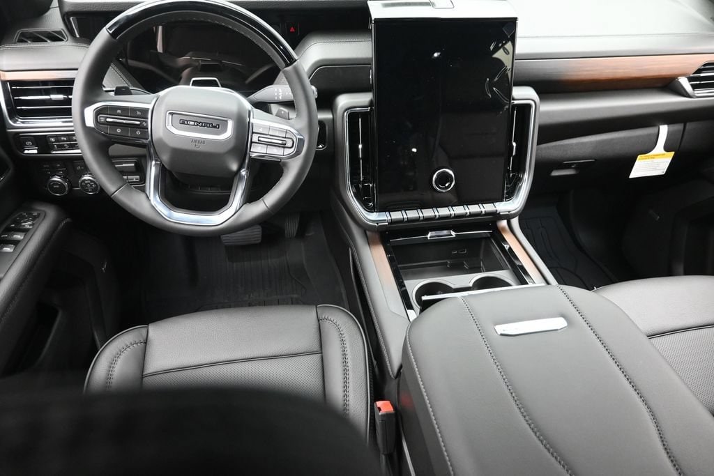 2026 GMC Yukon XL Denali - Photo 15