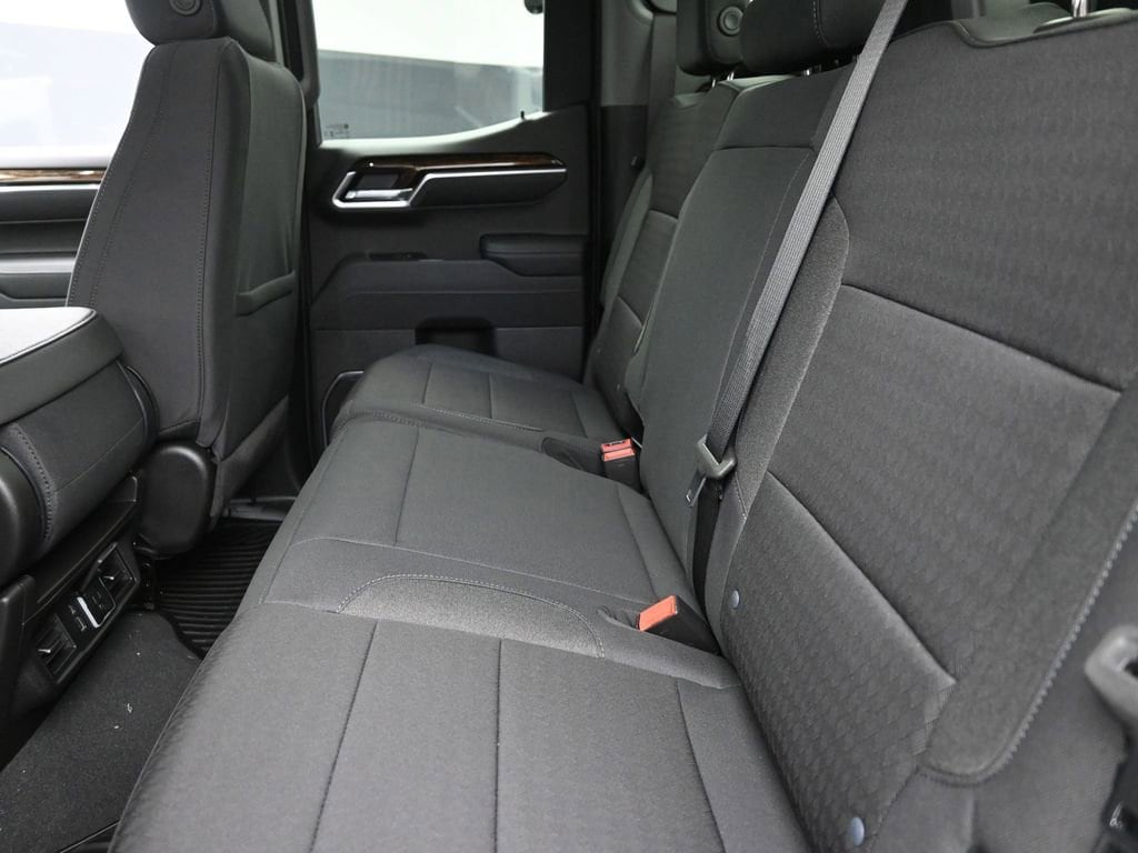 2025 GMC Sierra 1500 SLE - Photo 9
