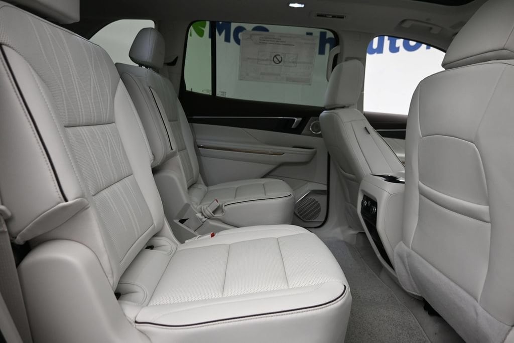 2026 Buick Enclave Avenir - Photo 10