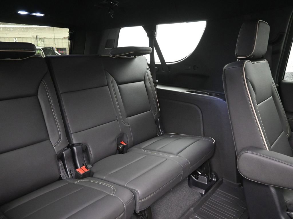 2025 GMC Yukon XL Elevation - Photo 10