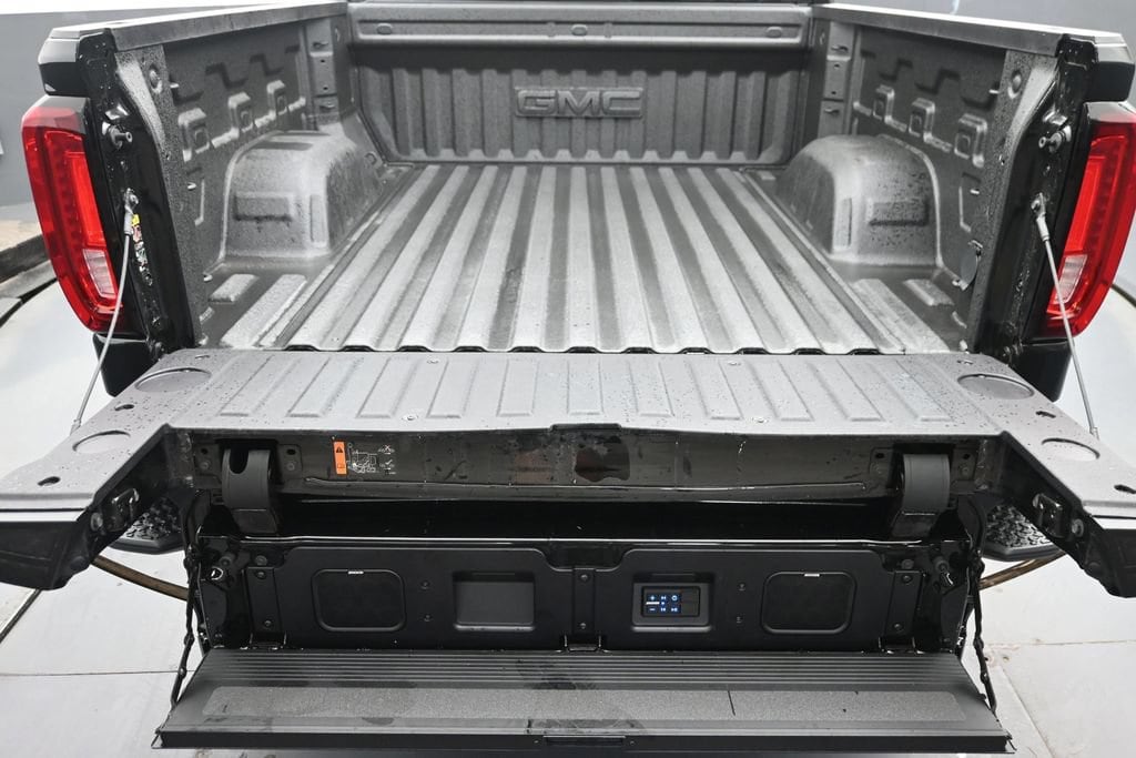 2026 GMC Sierra 1500 Denali Ultimate - Photo 11