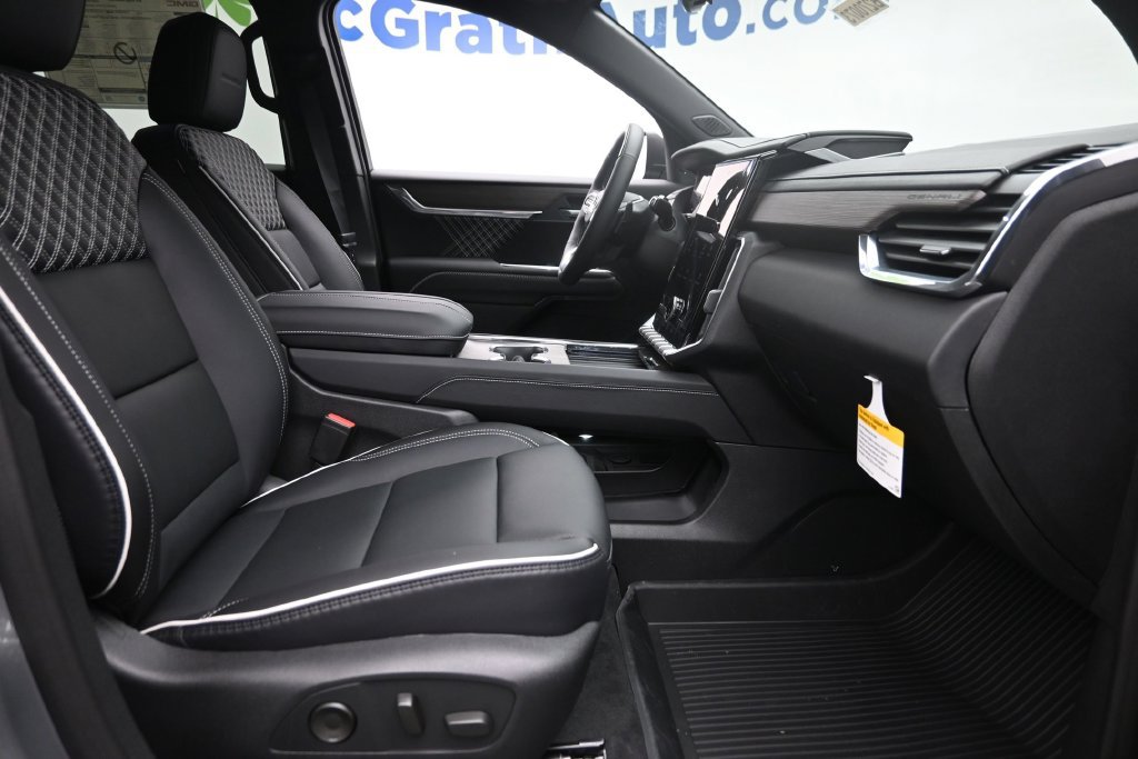 2027 GMC Acadia Denali - Photo 7