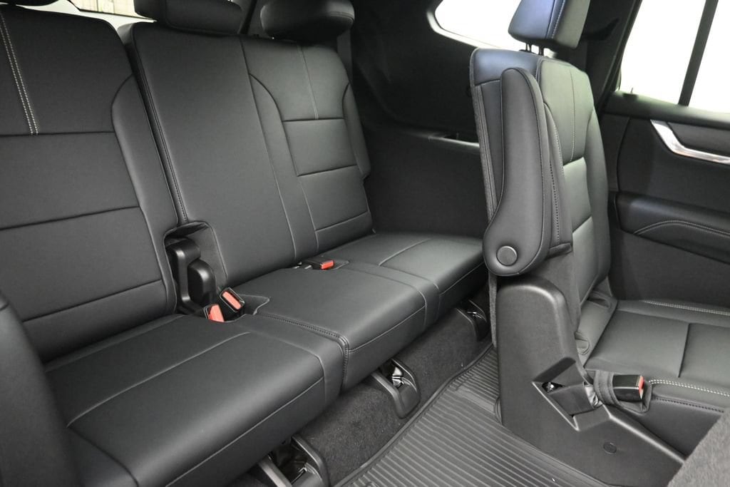 2027 GMC Acadia Elevation - Photo 11