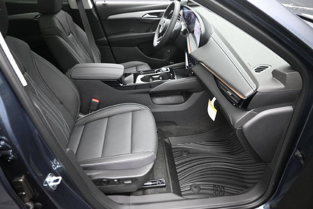 2026 Buick Envision Avenir - Photo 9