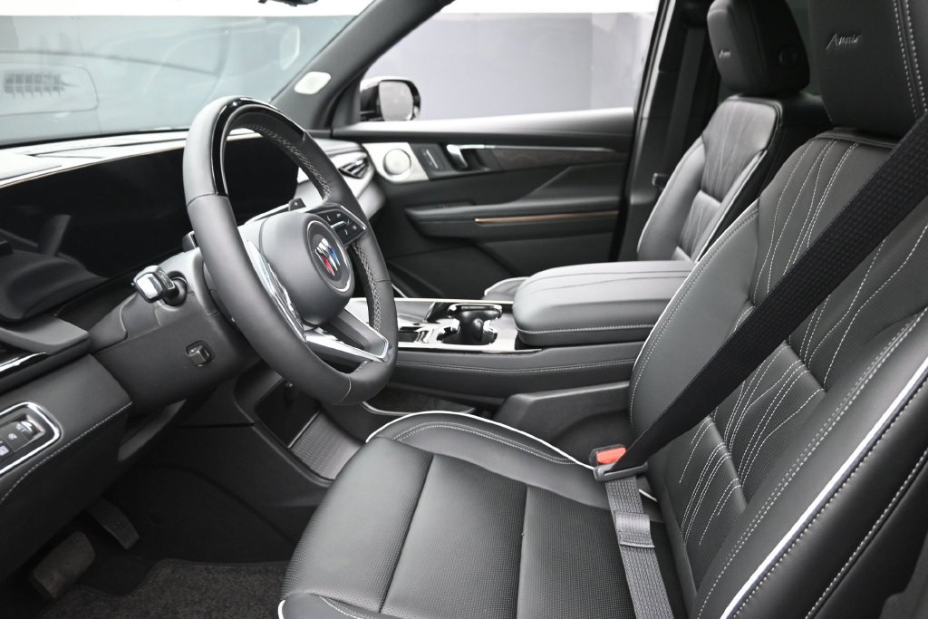2026 Buick Enclave Avenir - Photo 16