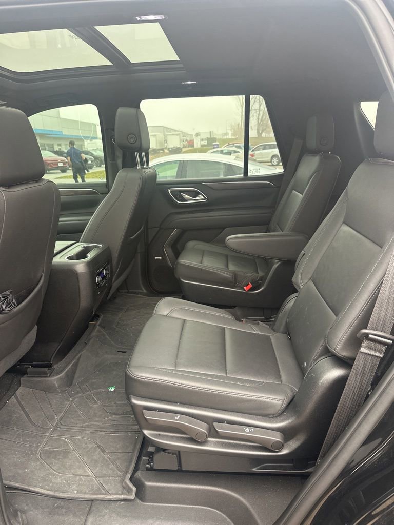 2023 Chevrolet Tahoe LT photo 2