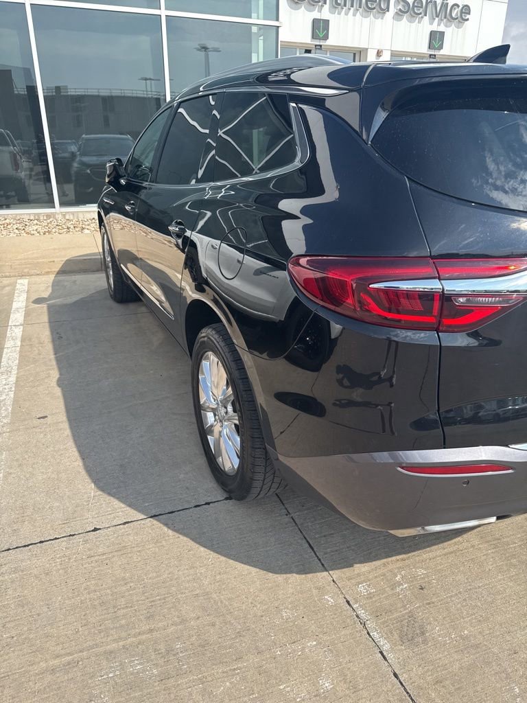 2019 Buick Enclave Premium photo 3