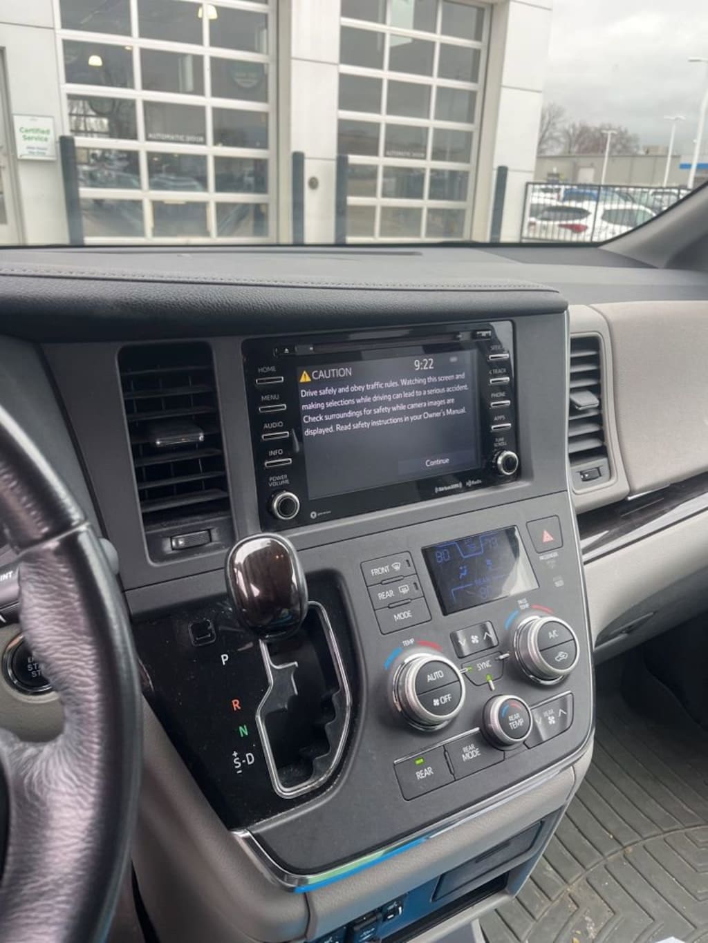 Used 2018 Toyota Sienna XLE Auto Access Seat Van Passenger Van