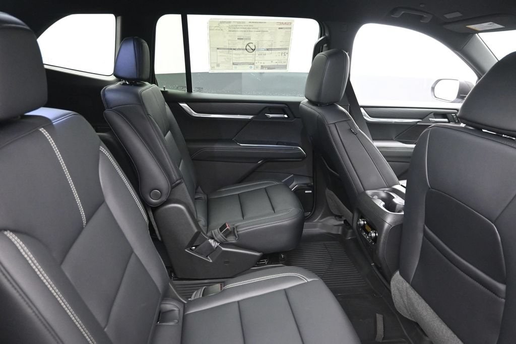 2026 GMC Acadia Elevation - Photo 10