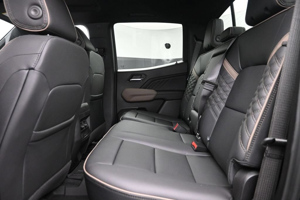 2026 GMC Canyon Denali - Photo 12
