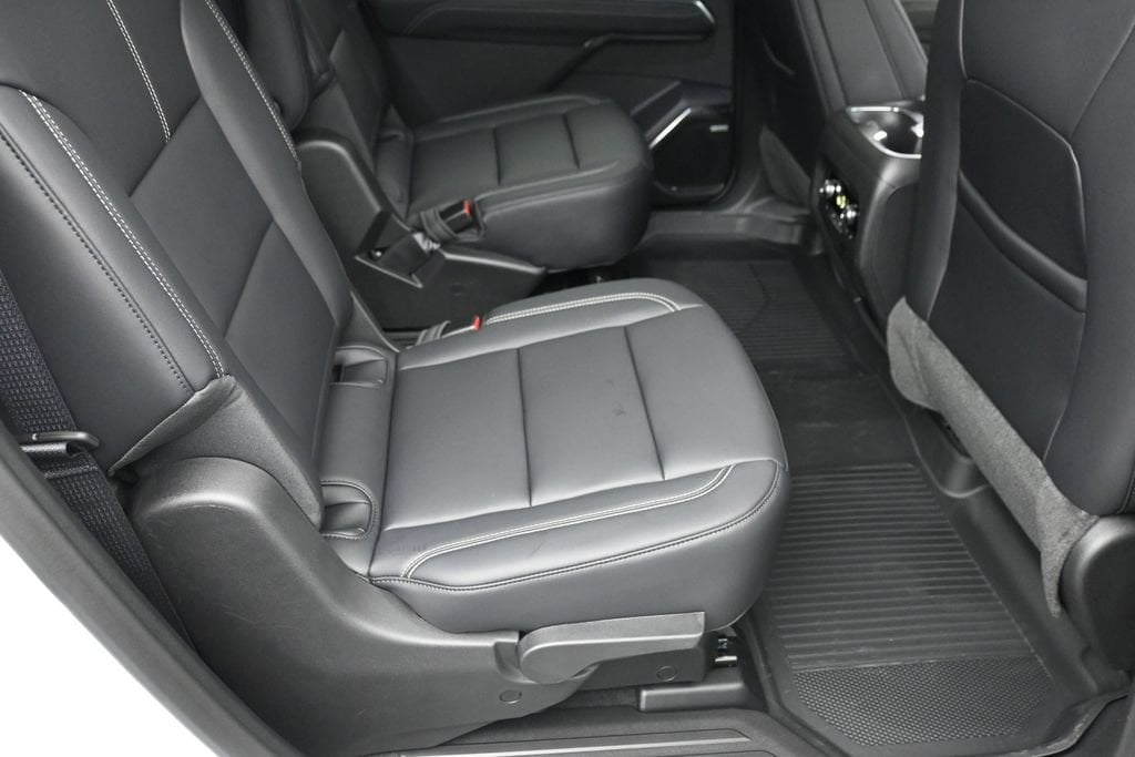 2026 GMC Acadia Elevation - Photo 10