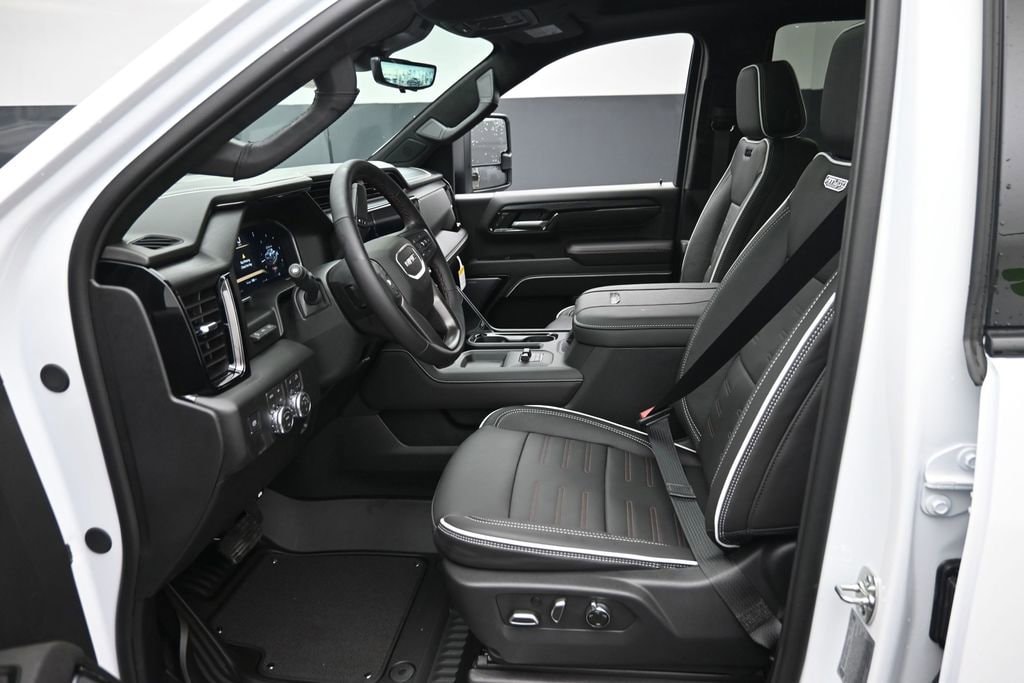 2026 GMC Sierra 2500HD AT4X - Photo 17