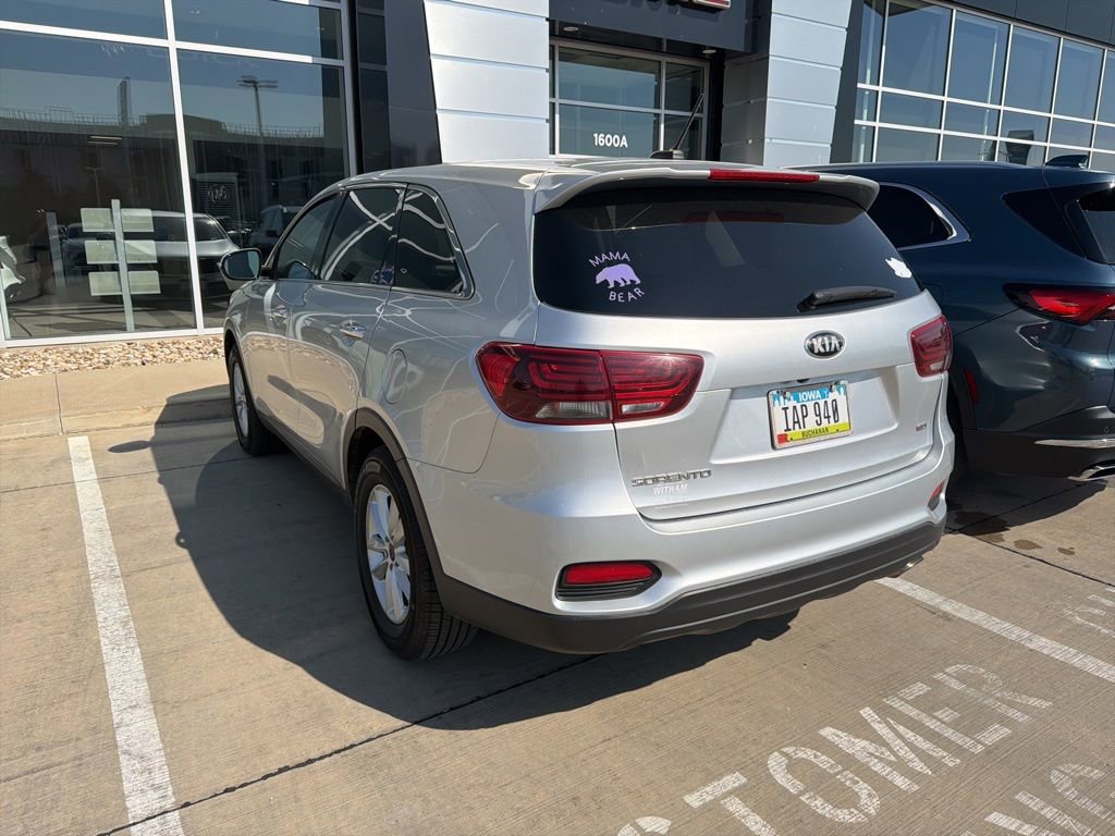 2019 Kia Sorento L photo 2