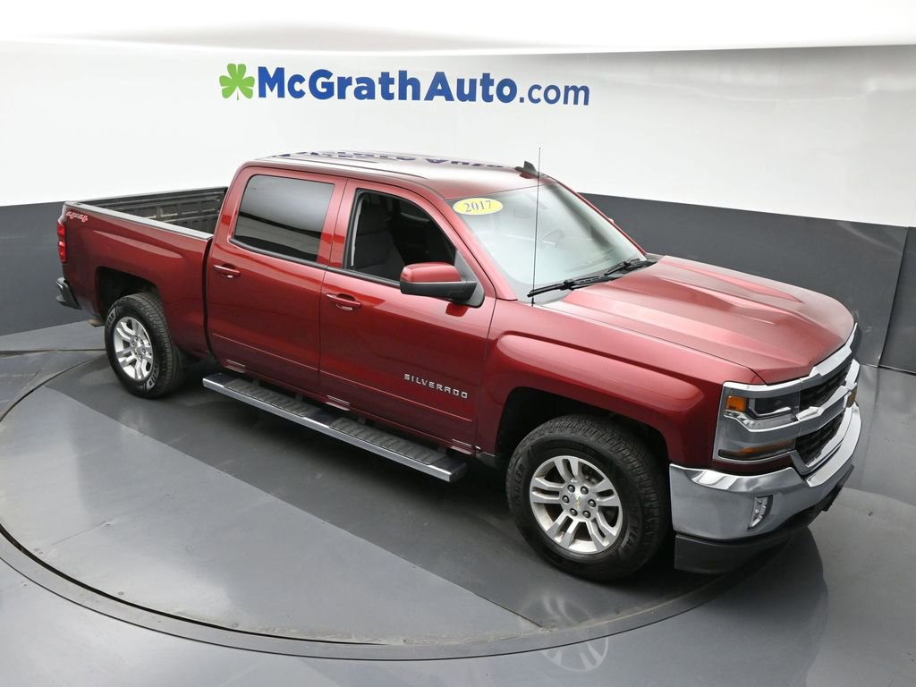 2017 Chevrolet Silverado 1500 LT photo 2